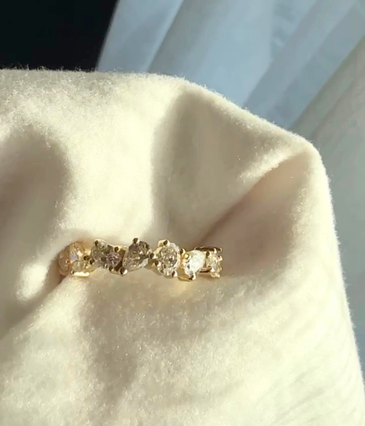 Behind the design | An asymmetric pear and oval diamond ring